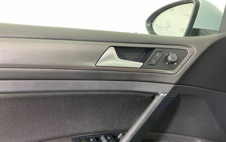 Volkswagen Golf VII, 2018 год, 1 849 900 рублей, 14 фотография