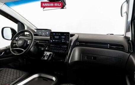 Hyundai Staria, 2022 год, 4 999 000 рублей, 11 фотография