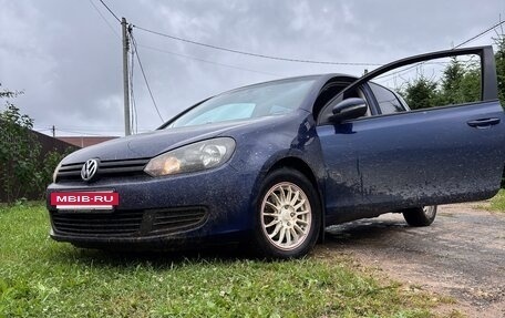 Volkswagen Golf VI, 2011 год, 730 000 рублей, 2 фотография