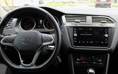Volkswagen Tiguan II, 2021 год, 1 990 000 рублей, 8 фотография