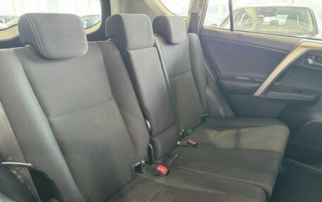 Toyota RAV4, 2013 год, 1 680 000 рублей, 16 фотография