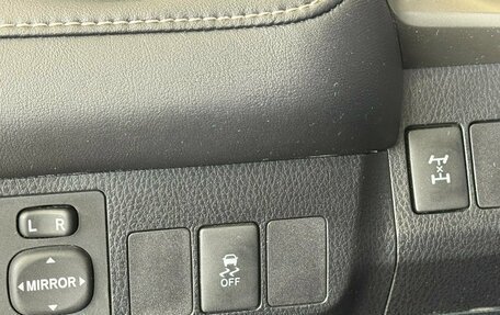 Toyota RAV4, 2013 год, 1 680 000 рублей, 25 фотография