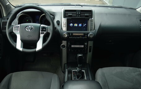 Toyota Land Cruiser Prado 150 рестайлинг 2, 2012 год, 2 650 000 рублей, 9 фотография