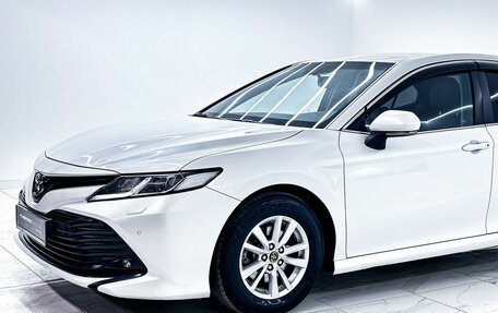 Toyota Camry, 2019 год, 2 400 000 рублей, 6 фотография
