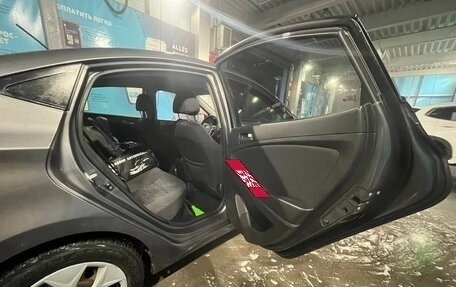 Hyundai Solaris II рестайлинг, 2015 год, 990 000 рублей, 8 фотография