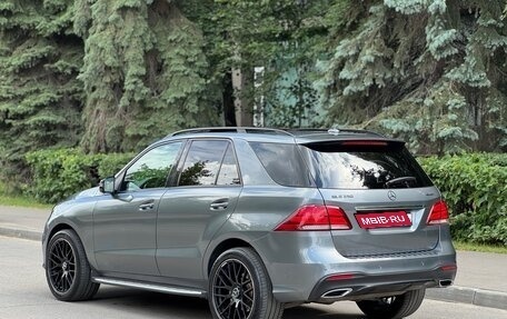 Mercedes-Benz GLE, 2017 год, 2 888 000 рублей, 3 фотография