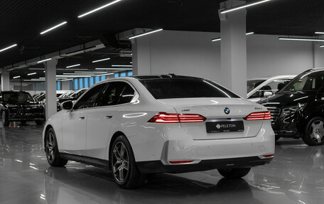 BMW 5 серия, 2024 год, 7 500 000 рублей, 4 фотография