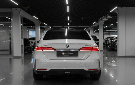 BMW 5 серия, 2024 год, 7 500 000 рублей, 6 фотография