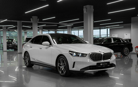 BMW 5 серия, 2024 год, 7 500 000 рублей, 2 фотография