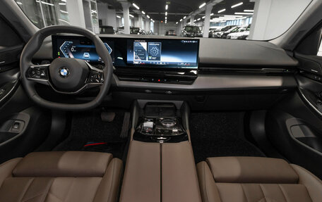 BMW 5 серия, 2024 год, 7 500 000 рублей, 8 фотография