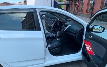 Hyundai Solaris II рестайлинг, 2013 год, 720 000 рублей, 7 фотография
