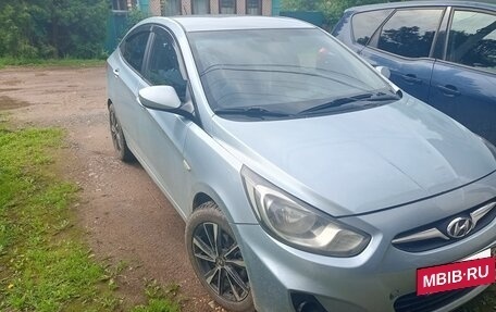 Hyundai Solaris II рестайлинг, 2011 год, 550 000 рублей, 5 фотография