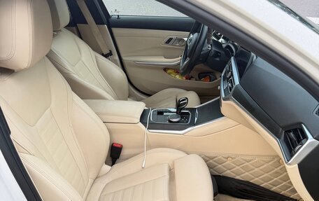 BMW 3 серия, 2020 год, 3 800 000 рублей, 16 фотография