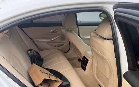 BMW 3 серия, 2020 год, 3 800 000 рублей, 15 фотография