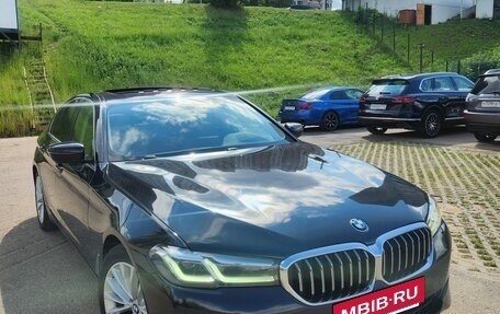 BMW 5 серия, 2021 год, 4 500 000 рублей, 3 фотография