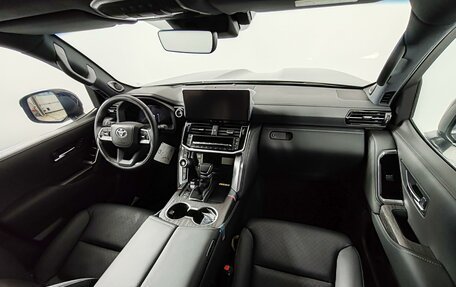 Toyota Land Cruiser, 2025 год, 16 200 000 рублей, 11 фотография