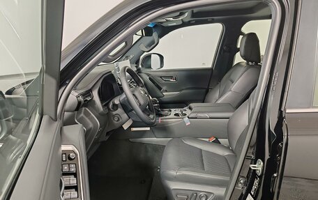 Toyota Land Cruiser, 2025 год, 16 200 000 рублей, 16 фотография