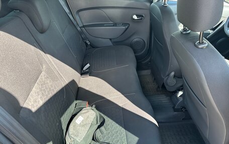 Renault Logan II, 2014 год, 675 000 рублей, 7 фотография