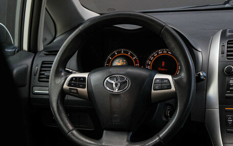Toyota Auris II, 2011 год, 1 000 000 рублей, 12 фотография