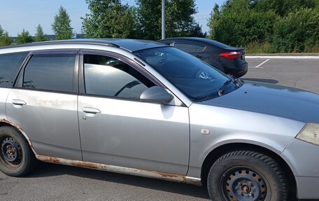 Nissan Wingroad III, 2001 год, 260 000 рублей, 2 фотография