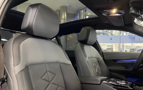 BMW 5 серия, 2025 год, 9 300 000 рублей, 15 фотография