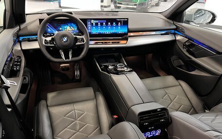 BMW 5 серия, 2025 год, 9 300 000 рублей, 27 фотография