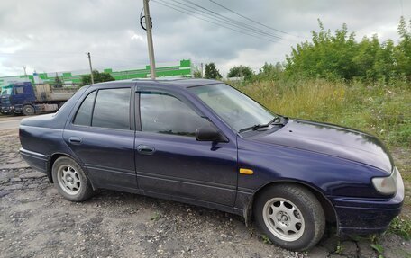 Nissan Sunny N14, 1992 год, 200 000 рублей, 2 фотография