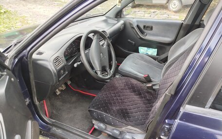 Nissan Sunny N14, 1992 год, 200 000 рублей, 9 фотография