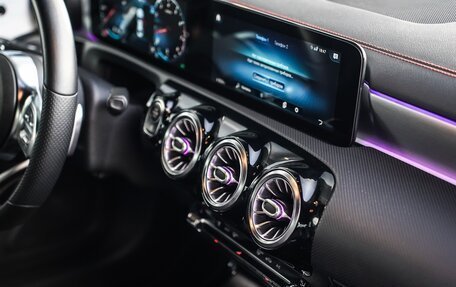 Mercedes-Benz CLA, 2020 год, 4 300 000 рублей, 12 фотография