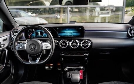 Mercedes-Benz CLA, 2020 год, 4 300 000 рублей, 17 фотография