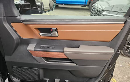 Toyota Sequoia, 2026 год, 17 700 000 рублей, 25 фотография