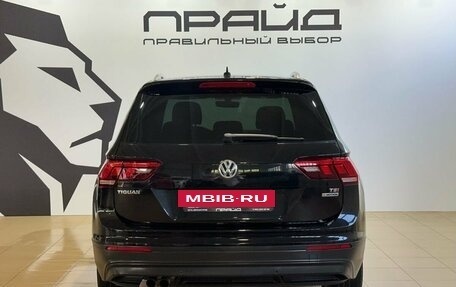 Volkswagen Tiguan II, 2017 год, 2 099 900 рублей, 4 фотография