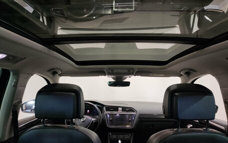 Volkswagen Tiguan II, 2019 год, 2 670 000 рублей, 11 фотография