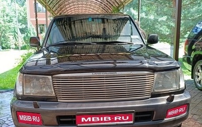 Toyota Land Cruiser 100 рестайлинг 2, 2004 год, 1 400 000 рублей, 1 фотография