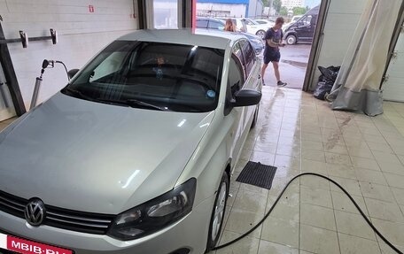 Volkswagen Polo VI (EU Market), 2011 год, 480 000 рублей, 1 фотография