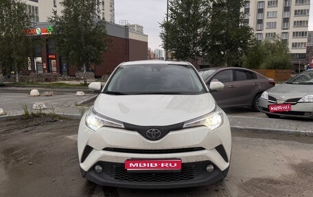 Toyota C-HR I рестайлинг, 2021 год, 2 799 000 рублей, 1 фотография