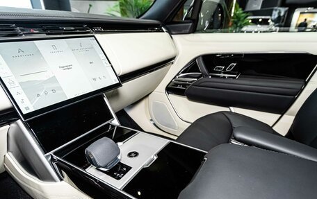 Land Rover Range Rover IV рестайлинг, 2024 год, 26 890 000 рублей, 16 фотография
