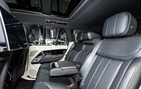 Land Rover Range Rover IV рестайлинг, 2024 год, 26 890 000 рублей, 22 фотография