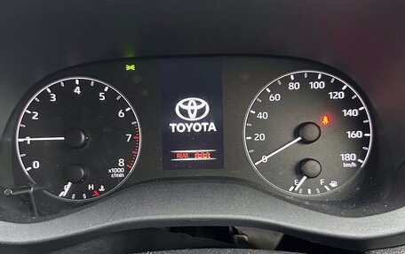 Toyota Yaris, 2020 год, 1 099 999 рублей, 5 фотография