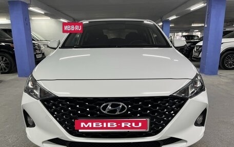 Hyundai Solaris II рестайлинг, 2020 год, 1 425 000 рублей, 2 фотография