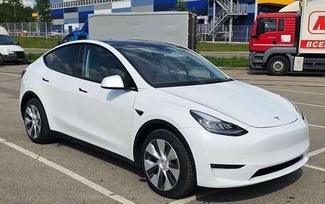 Tesla Model Y I, 2021 год, 3 700 000 рублей, 4 фотография