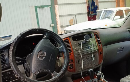 Toyota Land Cruiser 100 рестайлинг 2, 2004 год, 1 400 000 рублей, 5 фотография