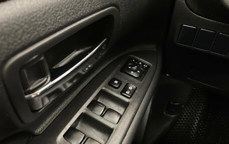 Mitsubishi Outlander III рестайлинг 3, 2014 год, 1 499 000 рублей, 14 фотография