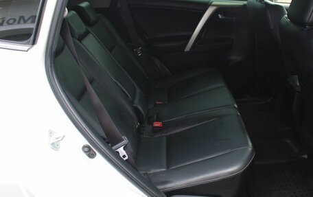 Toyota RAV4, 2013 год, 2 199 000 рублей, 15 фотография