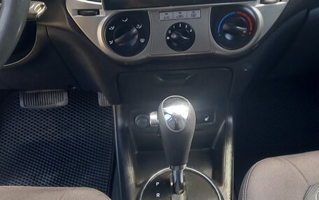 Hyundai i20 IB рестайлинг, 2010 год, 10 фотография