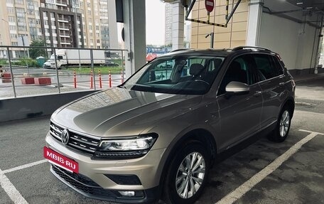 Volkswagen Tiguan II, 2017 год, 2 270 000 рублей, 2 фотография