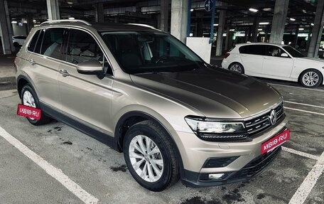 Volkswagen Tiguan II, 2017 год, 2 270 000 рублей, 3 фотография