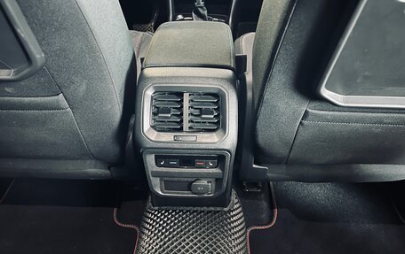 Volkswagen Tiguan II, 2017 год, 2 270 000 рублей, 14 фотография