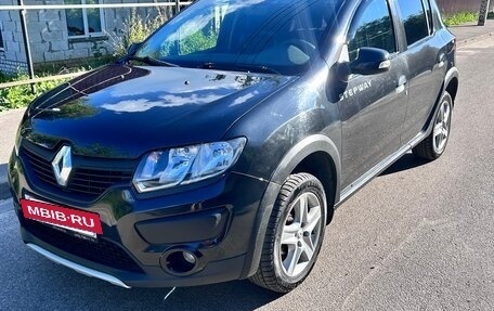 Renault Sandero II рестайлинг, 2015 год, 800 000 рублей, 3 фотография