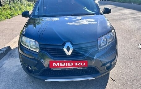 Renault Sandero II рестайлинг, 2015 год, 800 000 рублей, 4 фотография